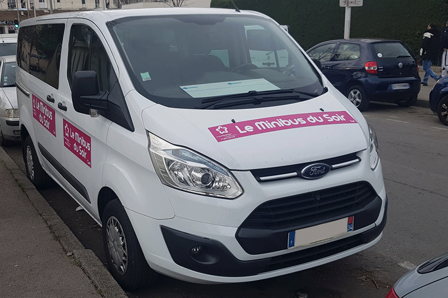 Photo minibus du soir